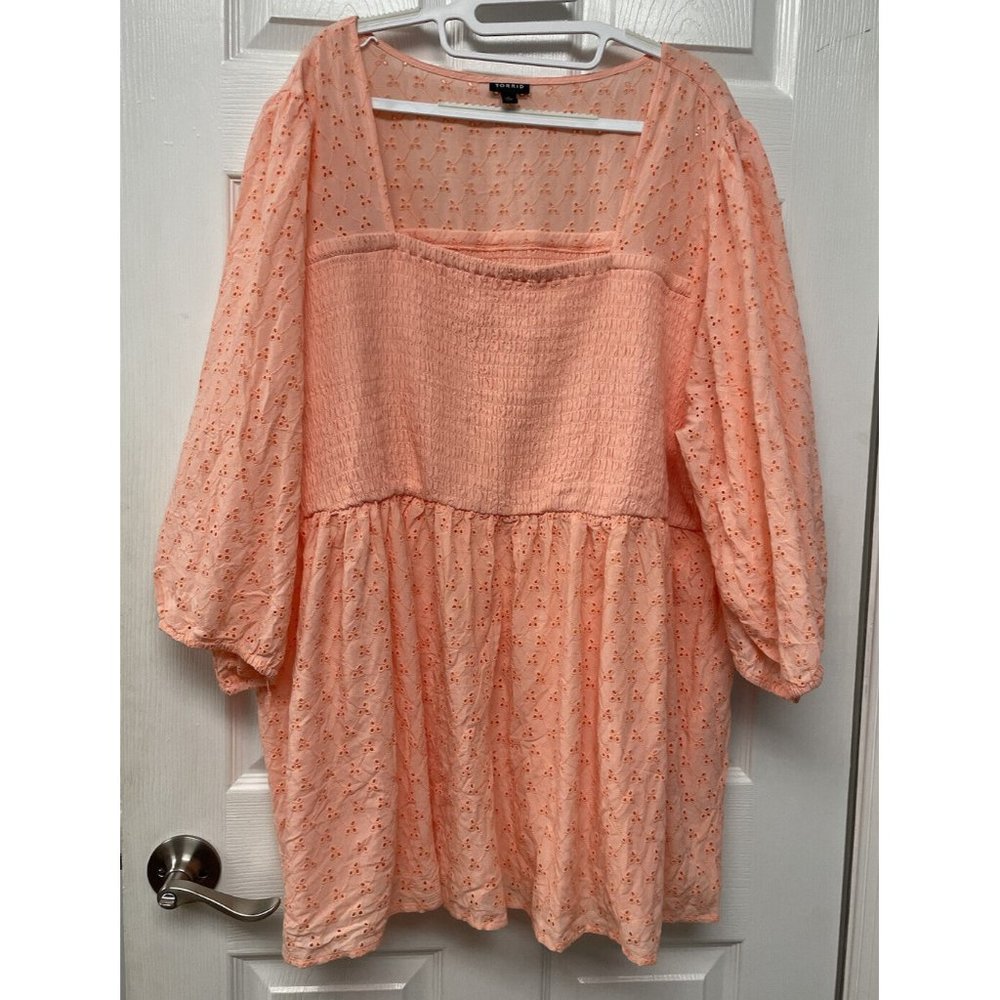 Torrid Smocked Peach Babydoll Blouse Top Eyelet Torrid Size 5